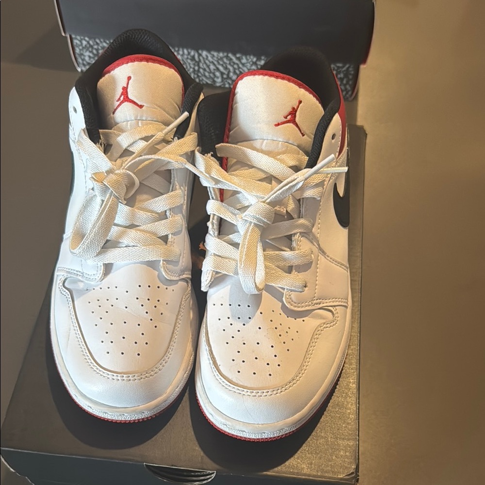 Air Jordan 1 Low (GS)